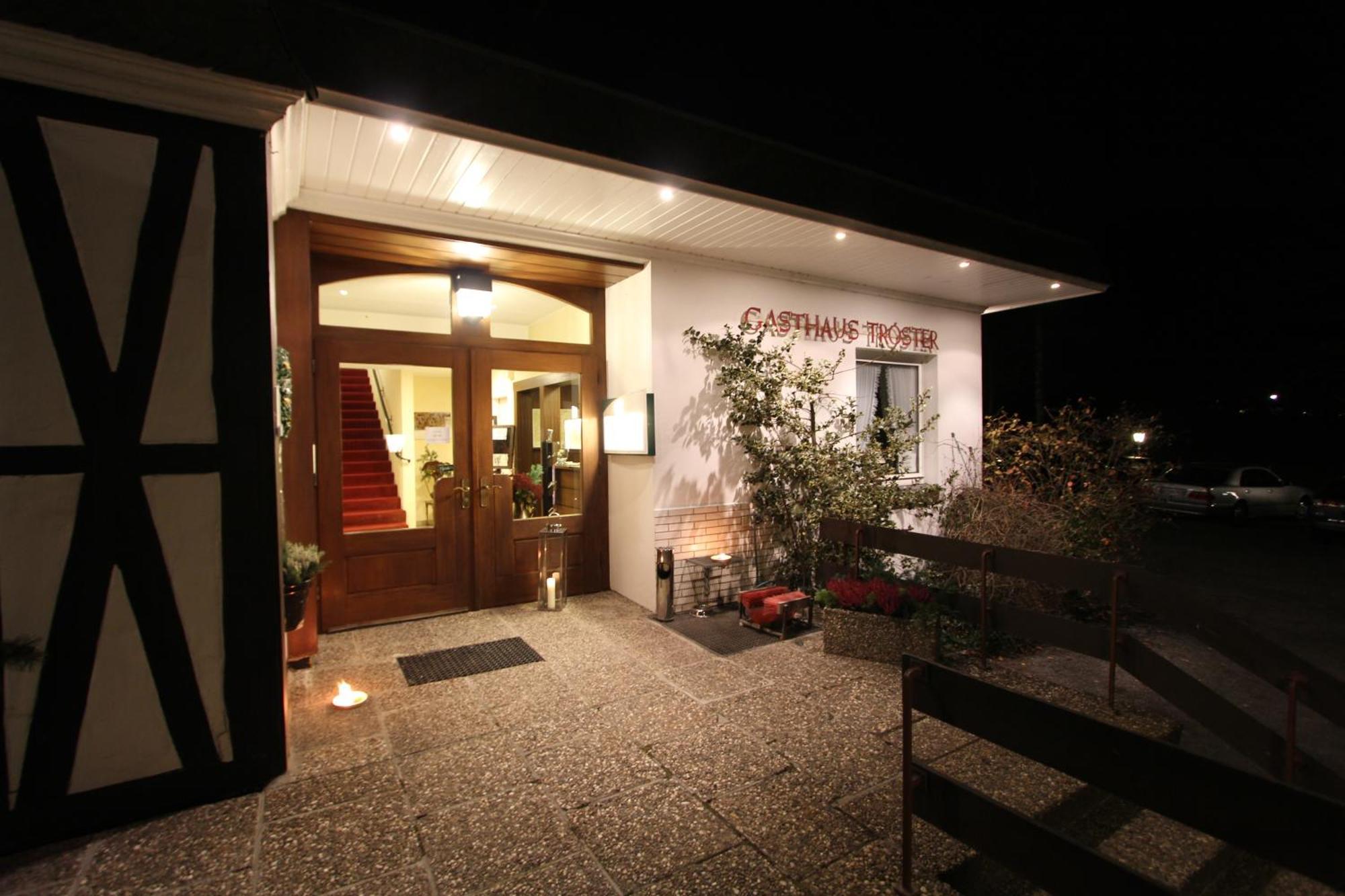 Hotel Gasthaus Troester Schmallenberg Exterior foto
